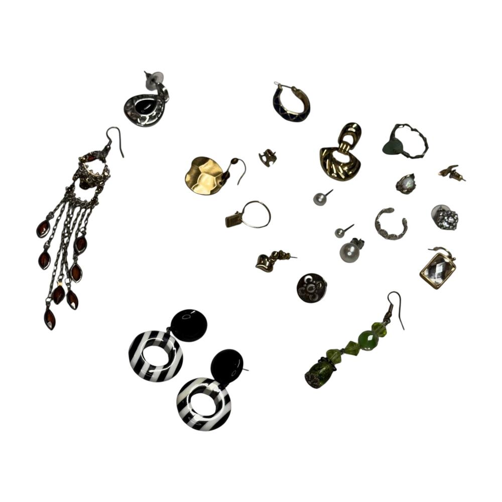 Mixed Earring Lot 19pc Rhinestone Resin Bead Charm Costume Fashion - Picture 3 of 6